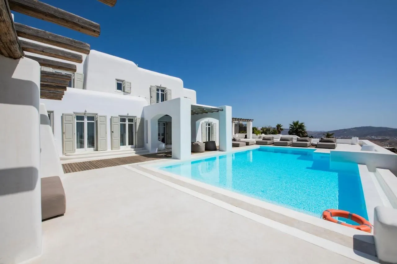 Diles Villas & Suites Mykonos Tourlos