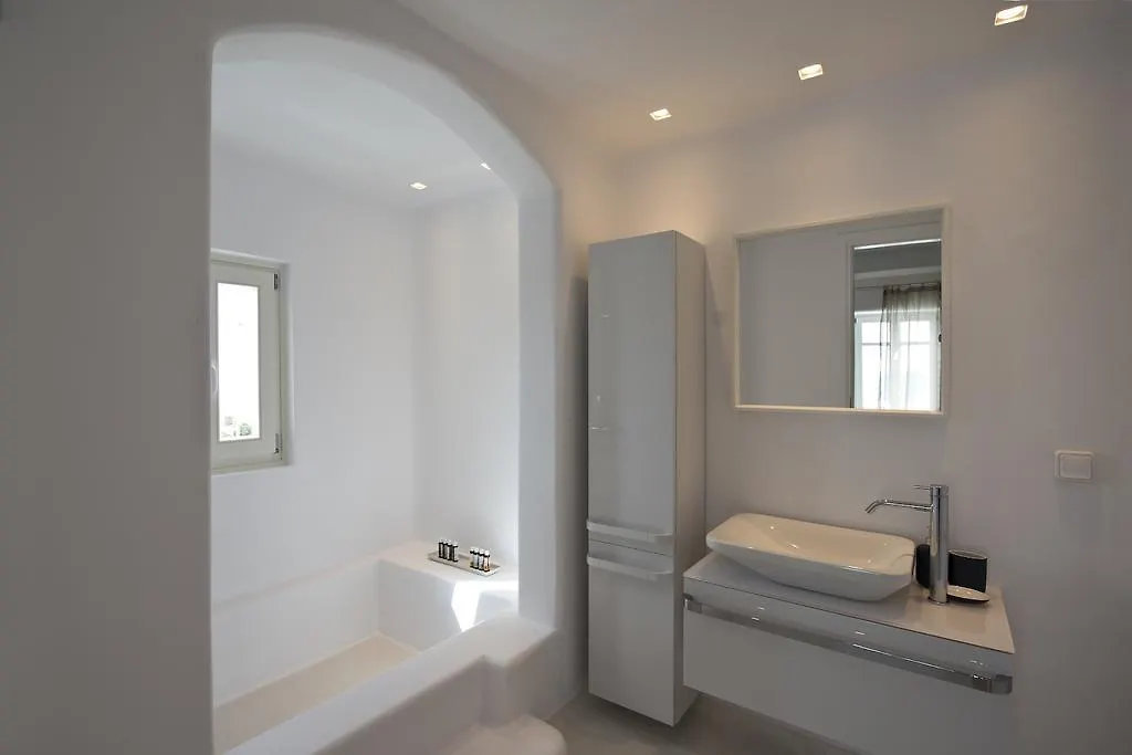 Diles Villas & Suites Mykonos Tourlos