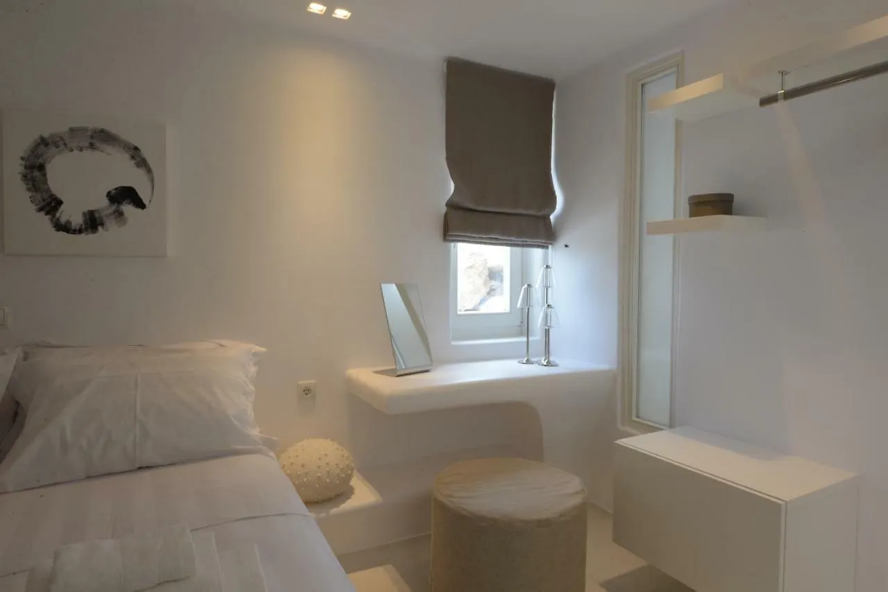 Diles Villas & Suites Mykonos Tourlos