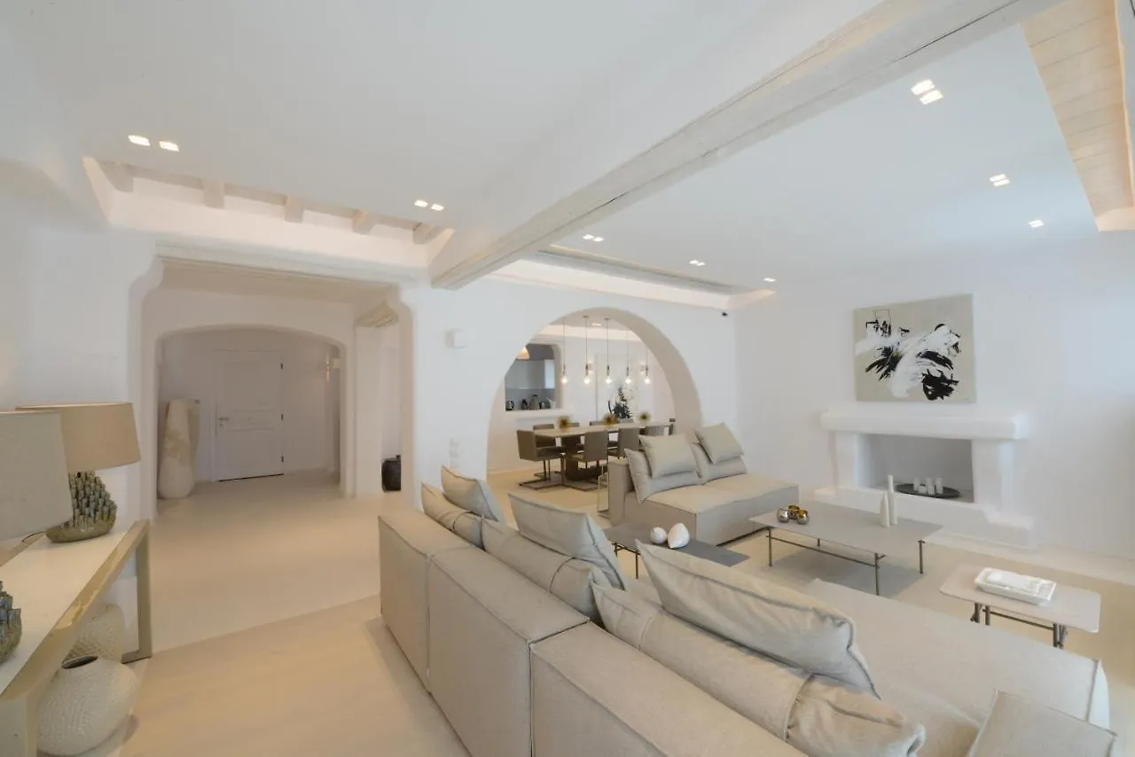 Diles Villas & Suites Mykonos Tourlos
