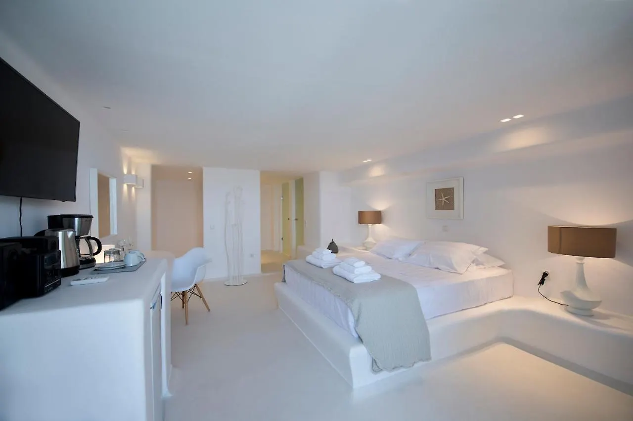 Diles Villas & Suites Mykonos Tourlos