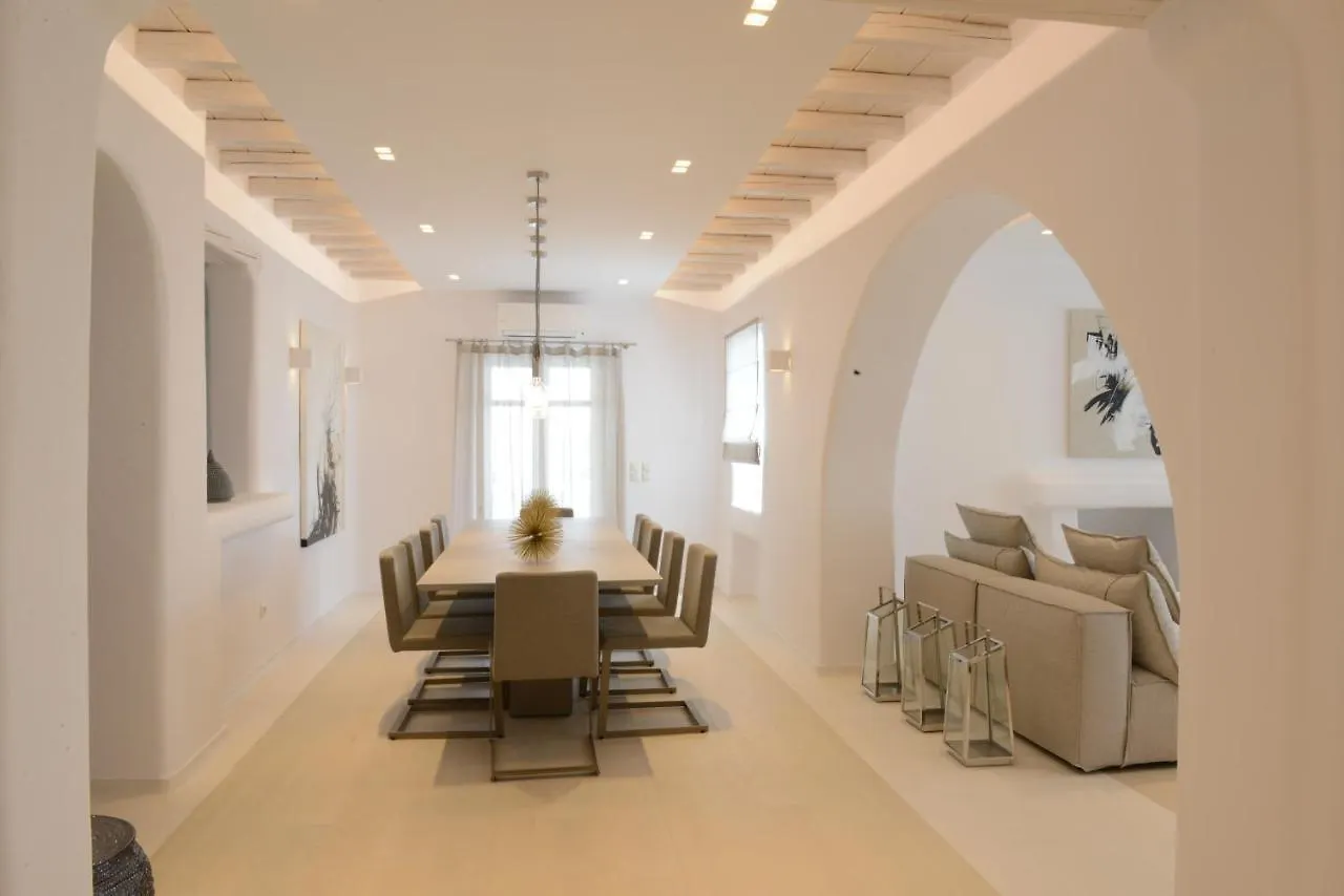 Diles Villas & Suites Mykonos Tourlos 0*,