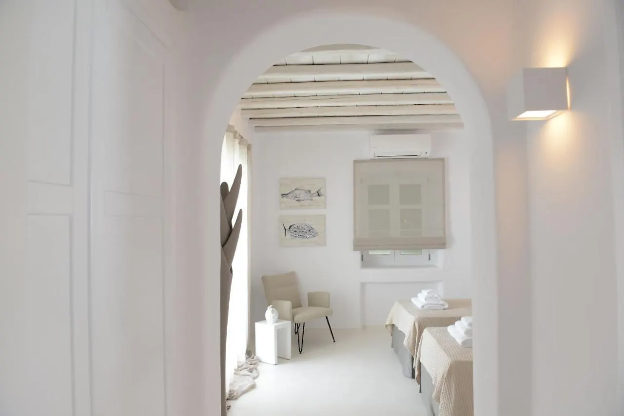 Diles Villas & Suites Mykonos Tourlos