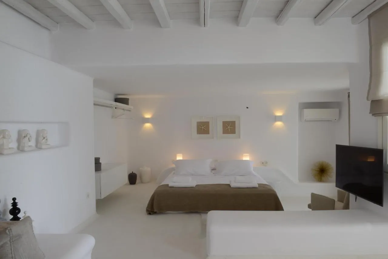 Diles Villas & Suites Mykonos Tourlos 0*,