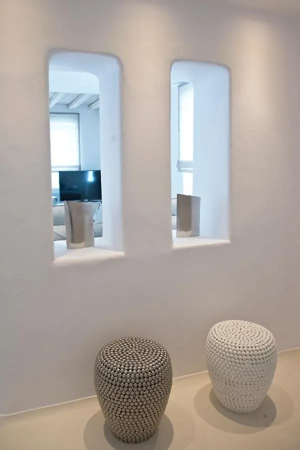 Diles Villas & Suites Mykonos Tourlos